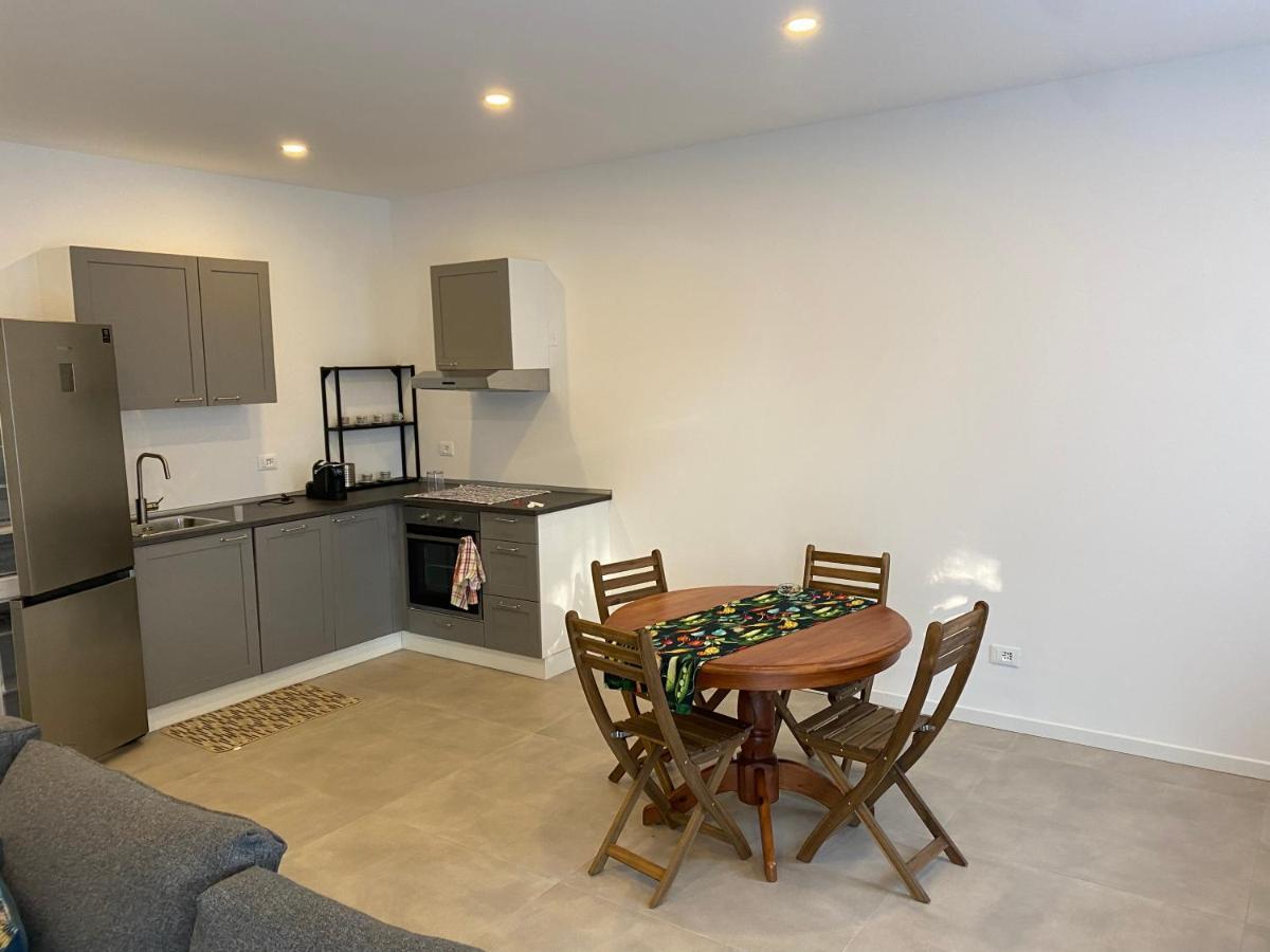 Casa Zehnder Apartman Reno Di Leggiuno Kültér fotó