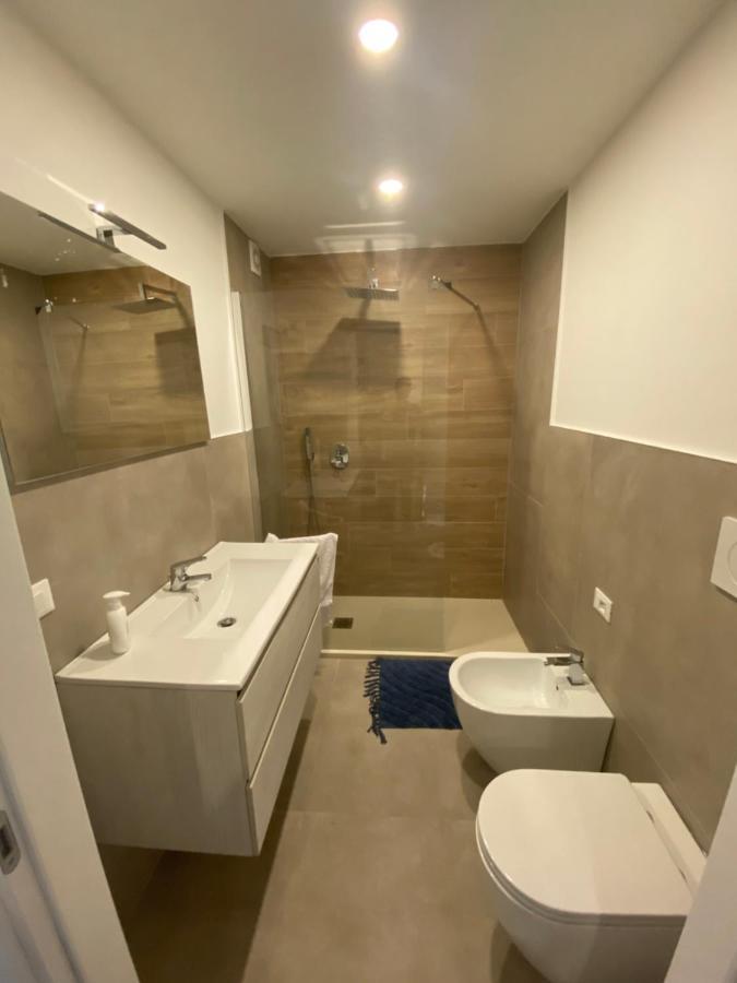 Casa Zehnder Apartman Reno Di Leggiuno Kültér fotó