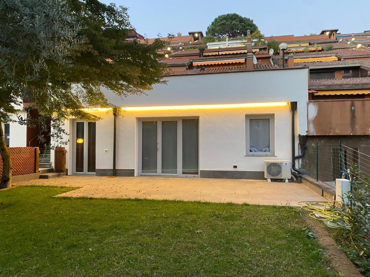 Casa Zehnder Apartman Reno Di Leggiuno Kültér fotó